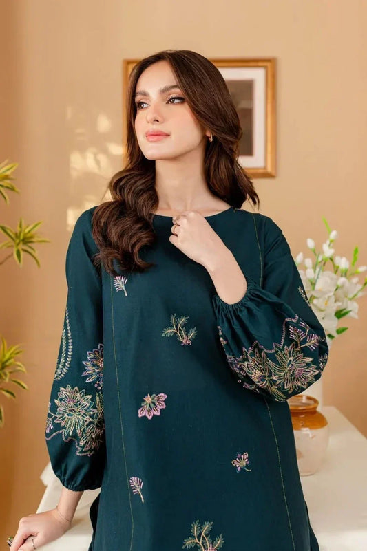 2pc Embroidery lawn  SE 601