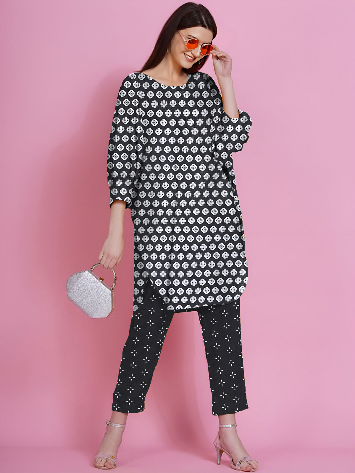 2 Pcs Unstitched Digital Print Suit J-033