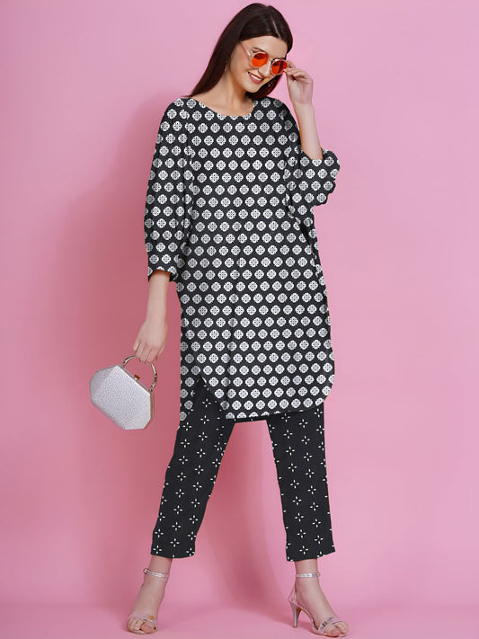 2 Pcs Unstitched Digital Print Suit J-033